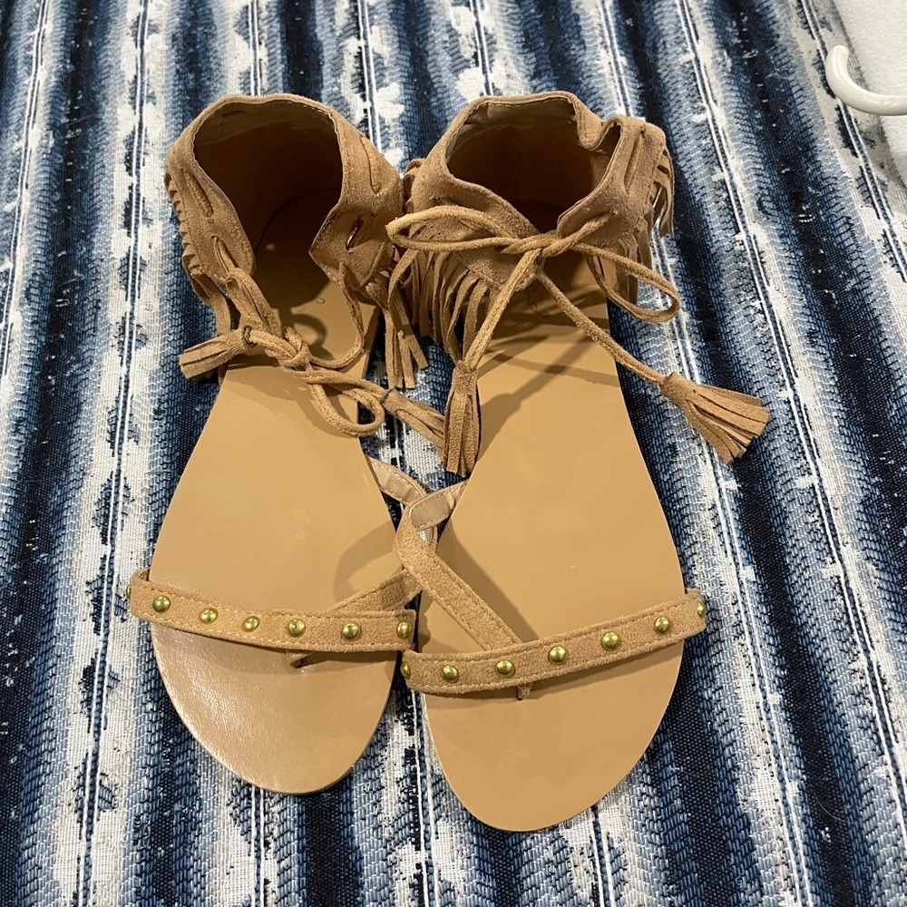 Women’s sandals